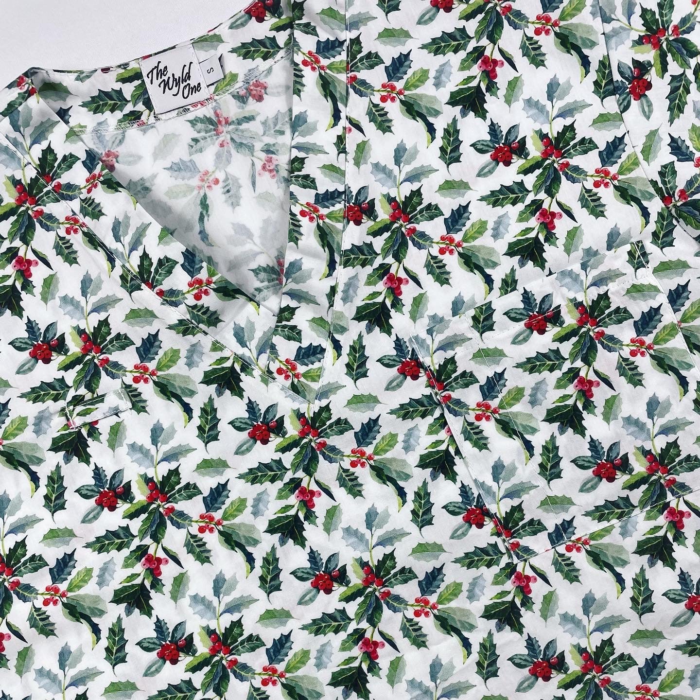 SAMPLE SALE - Holly Fun Scrub Top - relaxed M only!