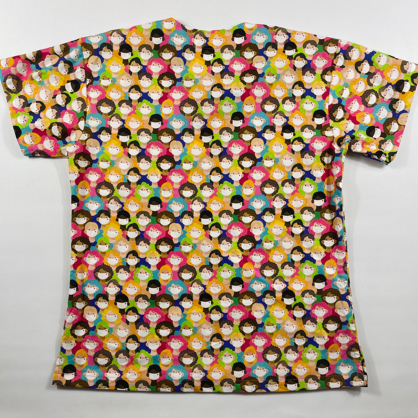 Masks Fun Scrub Top - last one Relaxed Fit S!
