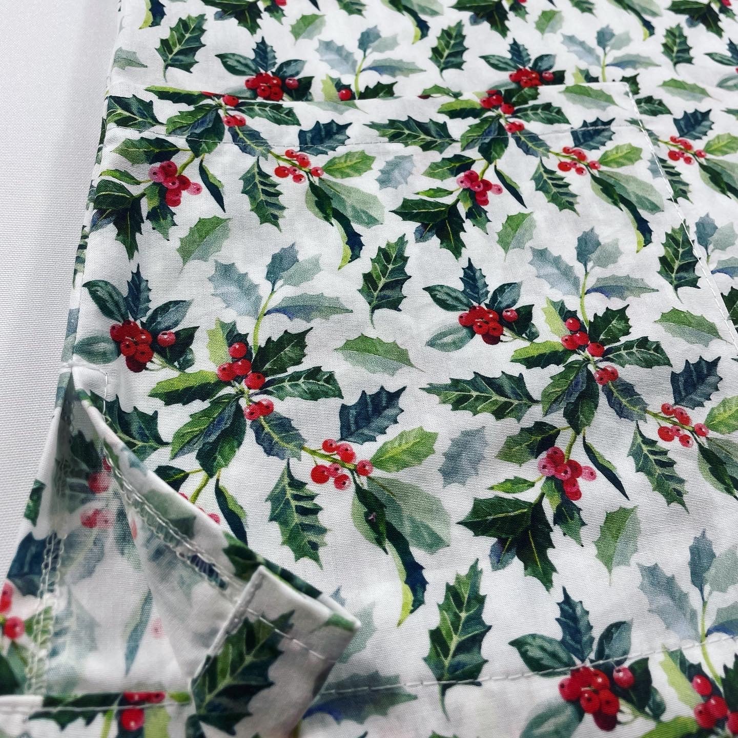 SAMPLE SALE - Holly Fun Scrub Top - relaxed M only!