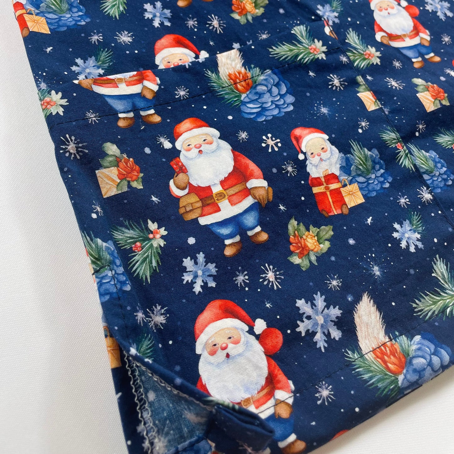 Santa - ready to ship - last sizes relaxed fit XS & M!