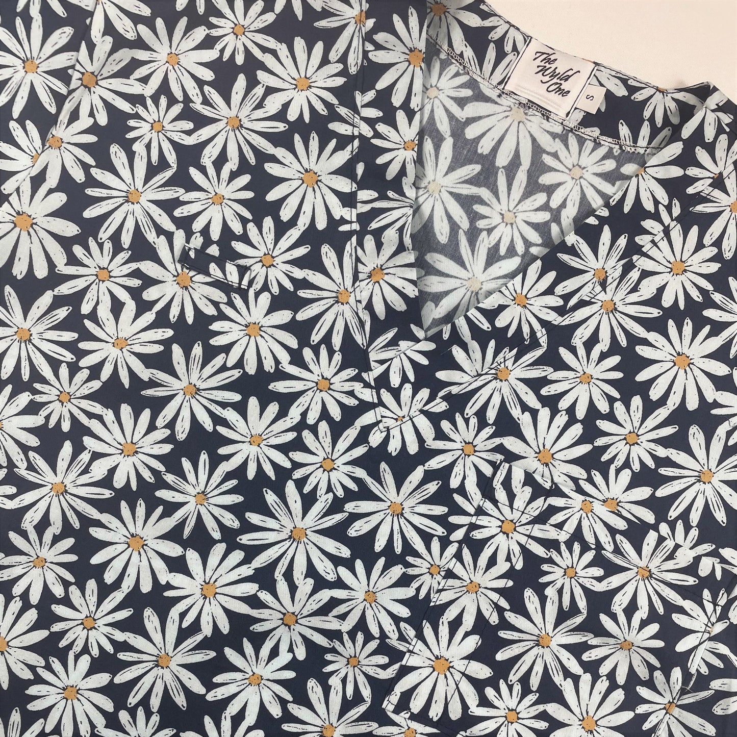 Daisies blue Fun Scrub Top - last one Princess seam 12 (420)!